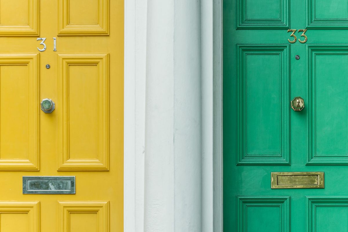 house-green-yellow-doors